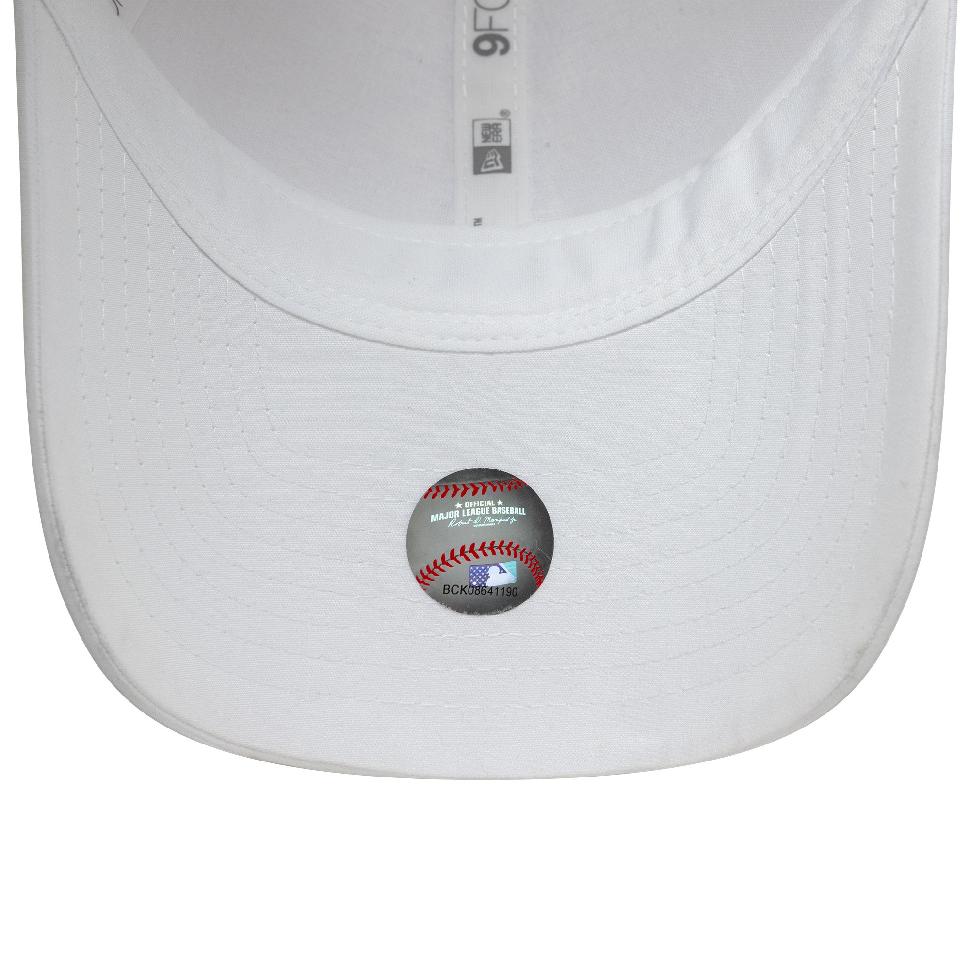 New York Yankees MLB Flawless 9forty Trucker Snapback White